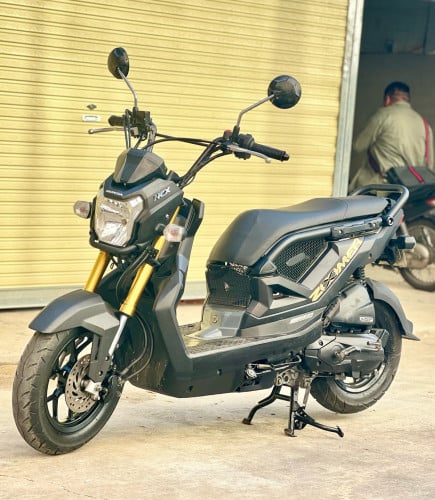 Honda ZomeX ក្បាលក្រឡះមិនទាន់ប៉ះសោ