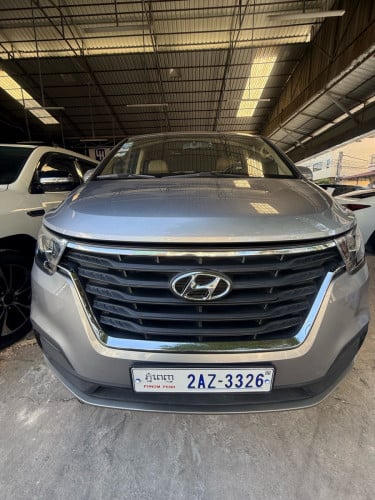 Hyundai H1 2019 Full Option