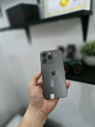 iPhone 13 Pro 128g អេក្រង់ថ្មី មានស្កេន