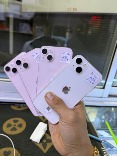 Iphone13 LL battery 100%.99%89% 87%