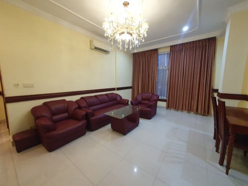 Large Unit 2Bedroom Apartment BKK3 near BKK1