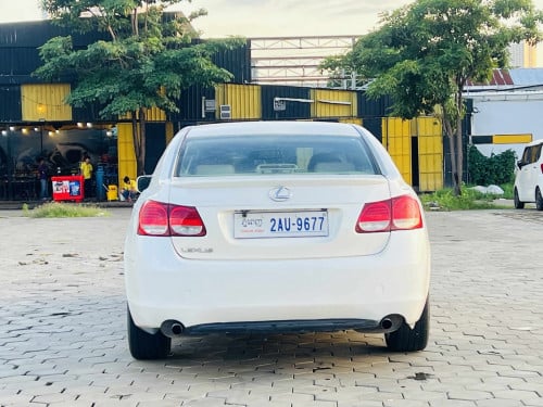 Lexus GS300 បង់រំលស់