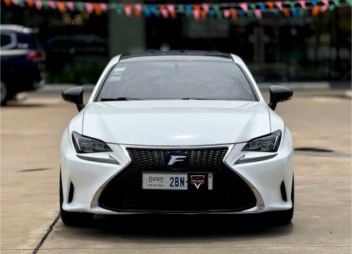 LEXUS RC200T 2016 F-Sport🍒