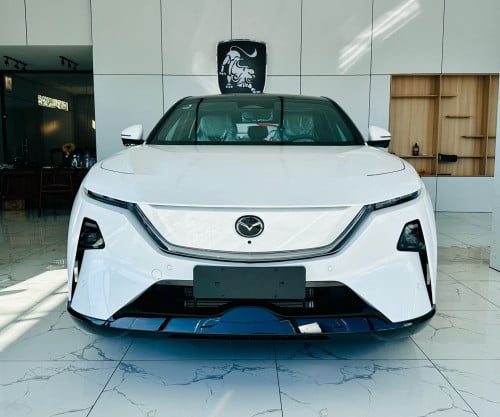 Model 2025 Mazda EZ-60 the price 36499$