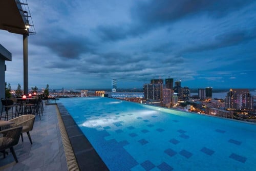 N094 | The Penthouse Residence 3 Bedrooms Unit For Rent Free Swimming Pool and Gym