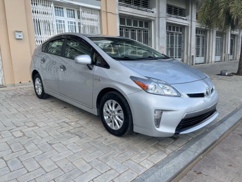 Prius 2013 Option3 សាកថ្ម Plug-in