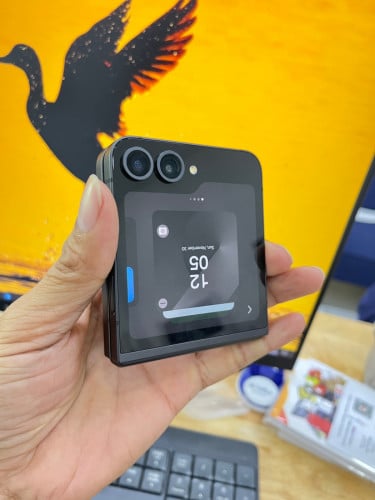 SAMSUNG GALAXY Z Flip6