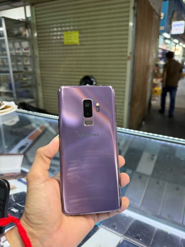 Samsung S9plus 256G Ram6G Sim1 KH ម៉ាសុីនអេក្រង់ស្រុីន ស្ទើរសំបក
