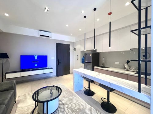 Time Square 3: One bedroom Available for Rent