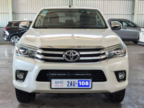 Toyota hilux Revo 2018ចូលតាមក្រុមហ៊ុន Toyota ថ្នាំសុីន100%