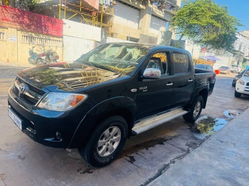 Vigo 2006 Auto capitas Very nice car Black color