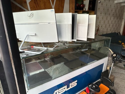 Xing Huo/Core i5-7th 2.7Ghz/ram16/SSD256/24inch Full HD