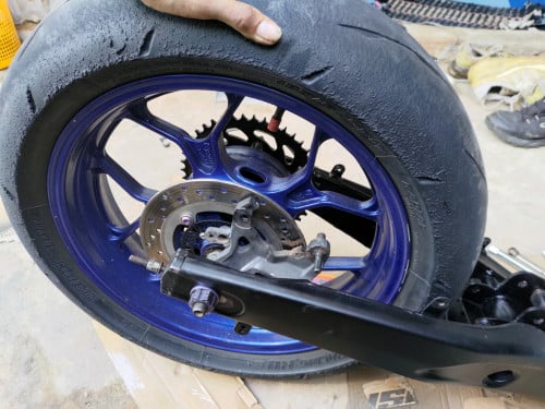 លក់សាក់ស៊ីយ៉ានស៊ីនមួយទិក