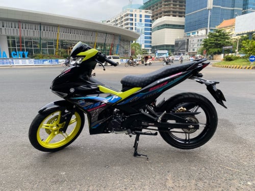 ម៉ូតូលក់