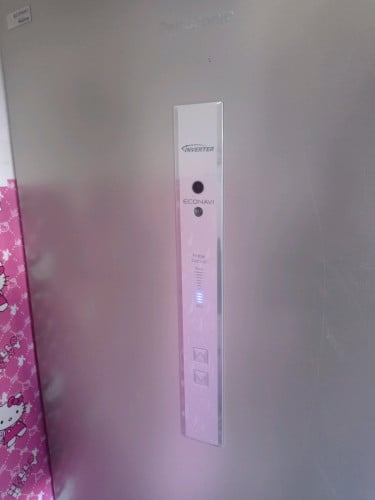 រើពីខុនដូ