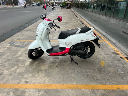 ថ្មីណាស់