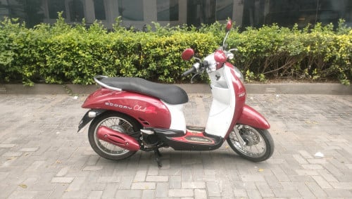 ម៉ូតូលក់