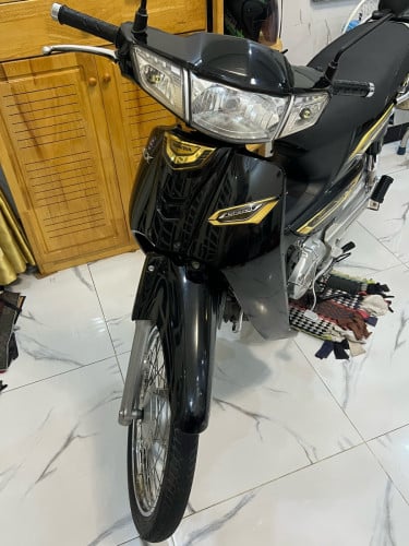 អាសង់019ក្បាល5547 ម៉ាសុីនមុឺង អាវស្គុតមួយជុំ មានលក់នៅហាង (សេង សុខឡា 9999)