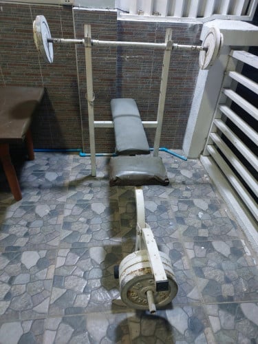 ឈុតកៅអីលើកអាល់ទែរ និងដុំដែក 10kg 6ដុំ