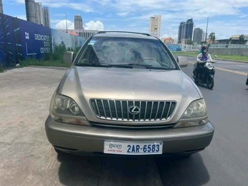 ឆ្នាំ1999នៅស្អាត