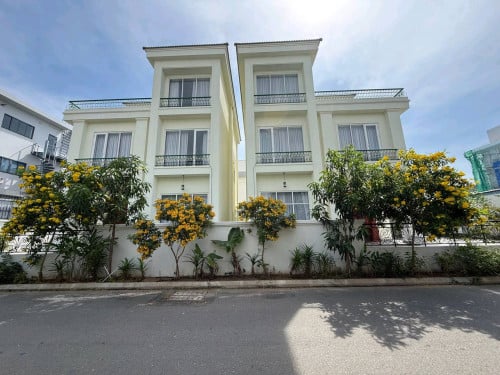 វីឡាជួល2ល្វែងនៅចង្រែលេី