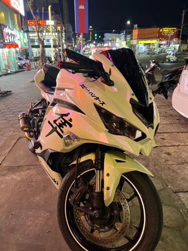 ម៉ូតូនៅថ្មី 90% 4 ម៉ាស៊ីន