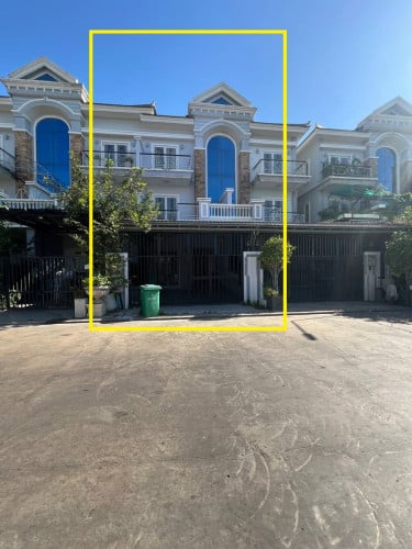 វីឡា Gold មានសម្ភារៈមួយចំនួនសម្រាប់ជួលនៅបុរី វិមានភ្នំពេញ 598