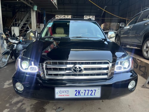 ឡានលក់ Highlander 02 limited ប៉ុង1