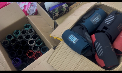 មានលក់សំបក jbl គ្រប់ប្រភេទ