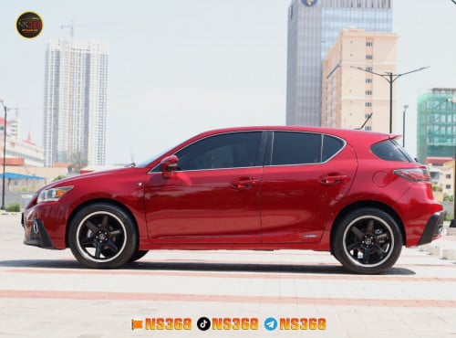 #LEXUS_CT_200H_2012_Full_Premium