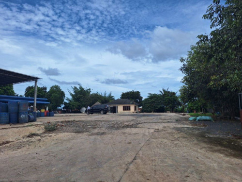 🏦Warehouse Available for Urgent Sale at a Special Price (Negotiable).