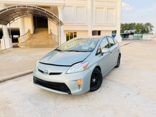 🚘Prius(2013)អប់សិន2ឡើង3 16900$ដាច់