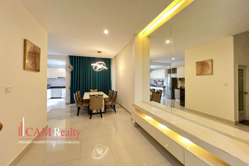 4 Bedrooms Link Villa LA For Rent In Borey Peng Huoth Beoung Snor