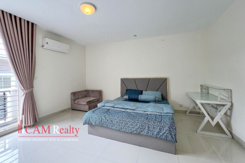 4 Bedrooms Link Villa LA For Rent In Borey Peng Huoth Beoung Snor