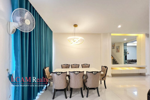 4 Bedrooms Link Villa LA For Rent In Borey Peng Huoth Beoung Snor