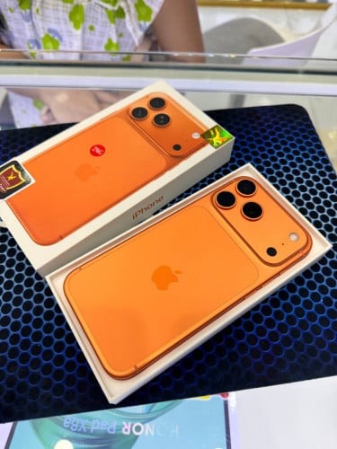 650$ យកបាន 17 pro max