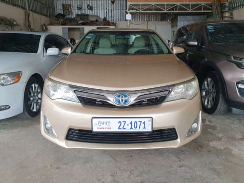 Camry Hybrid XLE 2012 (Full Option)