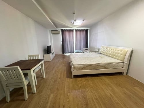 Cheaper unit Olympia city C1 facing to north - URGENT SALE