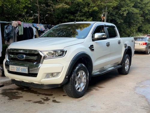 Ford XLT 2018 2.2 ប្រើបាន 56000km ថ្នាំ 1ជុំ ម្ចាស់ដើមសោ2 គ្រប់