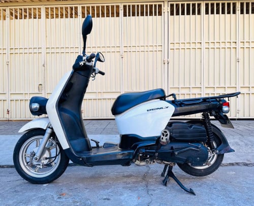 HONDA BENLY(Price550$,50cc,2025)From Japan have ID card មានកាតគ្រី