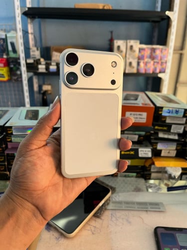 iPhone 11 128G up 17pro