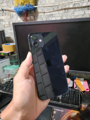 Iphone 12 64GB សាណុំ 95$