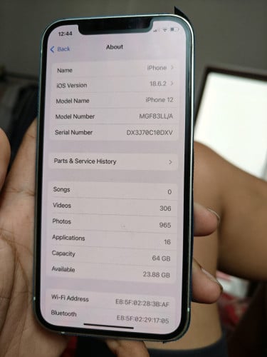 Iphone12 លក់ឬដូរ