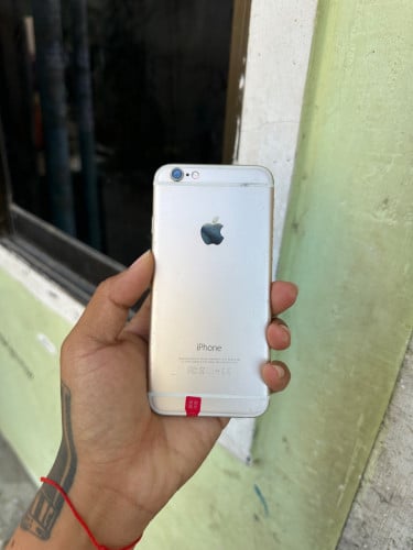 iPhone6 16g អត់ជាប់លក់10$