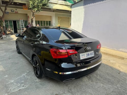 Kia k7 2011 fulloption smart key V6 2.7 សាំង