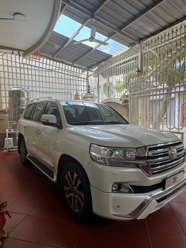 Land Cruiser 2019 for Sale