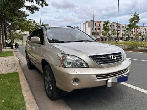 Lexus 400h ឡានស្អាត99%គ្មានប្រវត្តិបុកឬពាស់