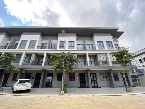 Link Villa B III for rent Borey Chip Mong 6A