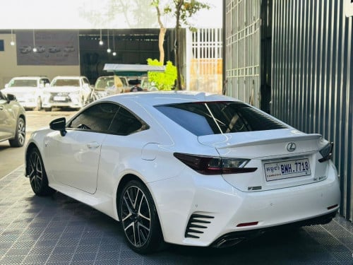 Luxes RC200t for sell