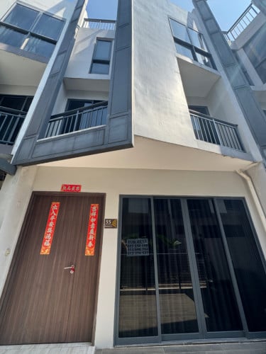 Luxury 5-Bedroom Villa for Rent